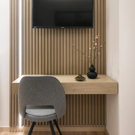 Deluxe & Upscale Apartment In Athens-3